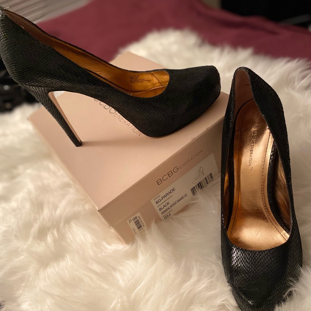 Black platform BCBGeneration pump